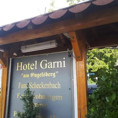 Am Engelsberg Pensjonat Sommerach